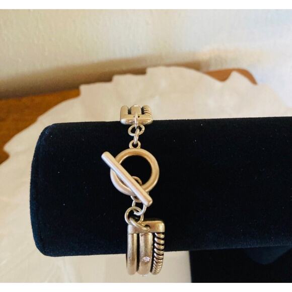 Premier Designs “Passion” Bracelet Toggle Closure Gold Tone Inspirational - Picture 3 of 9